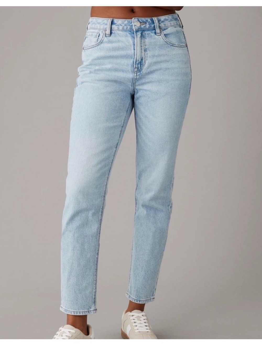 American Eagle Strigid Mom Jean - Picture 1 of 5